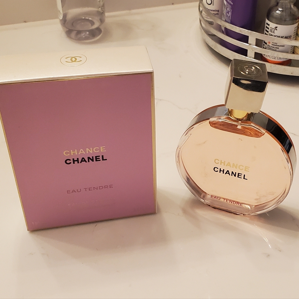 CHANEL Chance Eau Tendre with Pink Hue 3.4 Oz